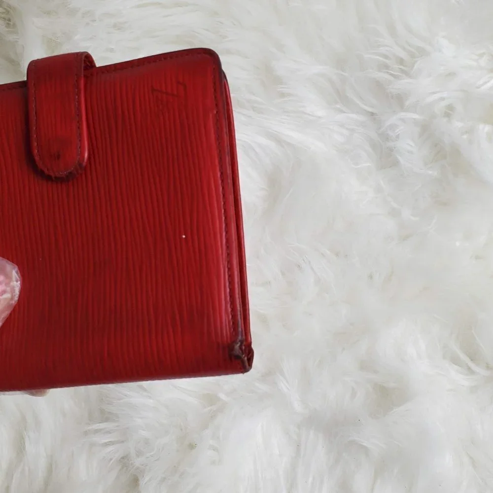 Louis Vuitton Vintage Red Epi Leather Compact Bifold Wallet